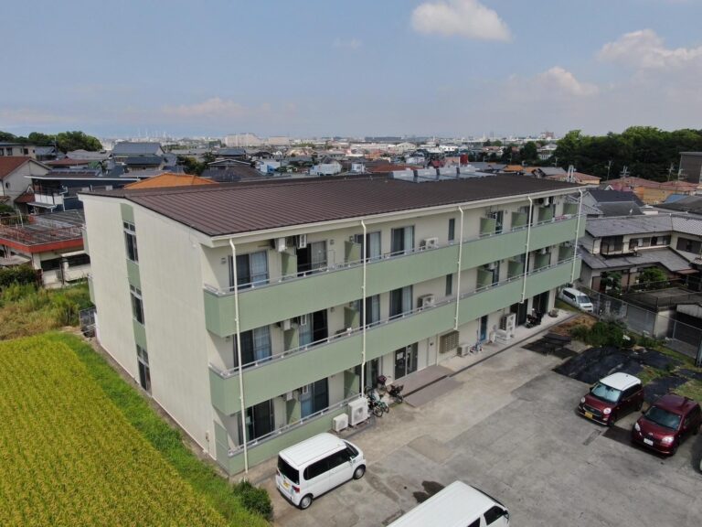3階建高齢者施設　外壁2面塗装